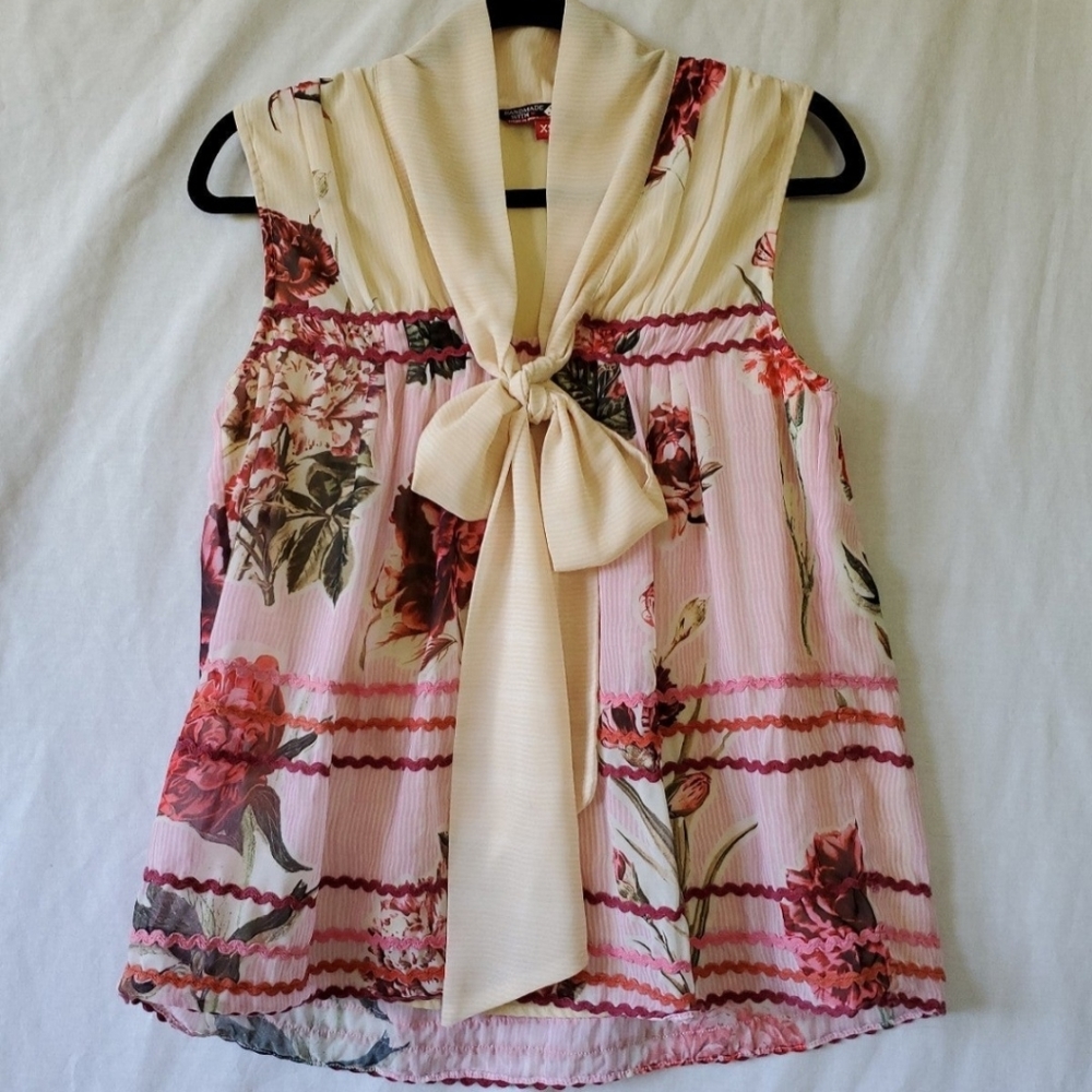 Verb Pallavi Singhee, Floral Tunic, XS